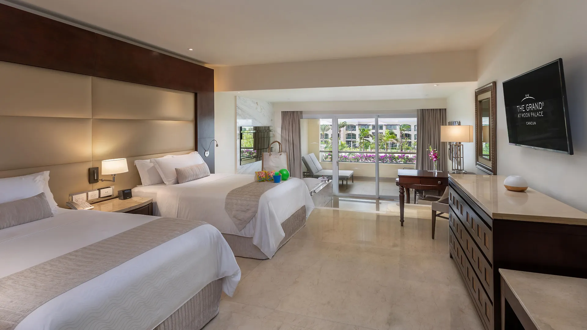 Moon Palace The Grand Cancun All Inclusive Alfredo V. Bonfil