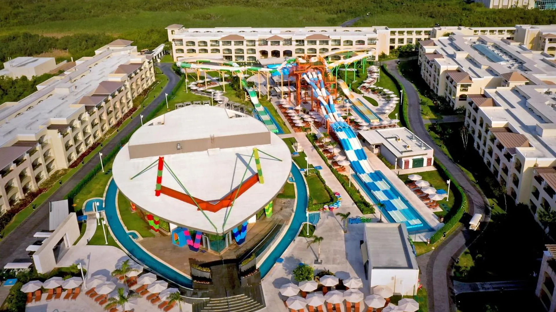 ***** Resort Moon Palace The Grand Cancun All Inclusive Alfredo V. Bonfil Mexico