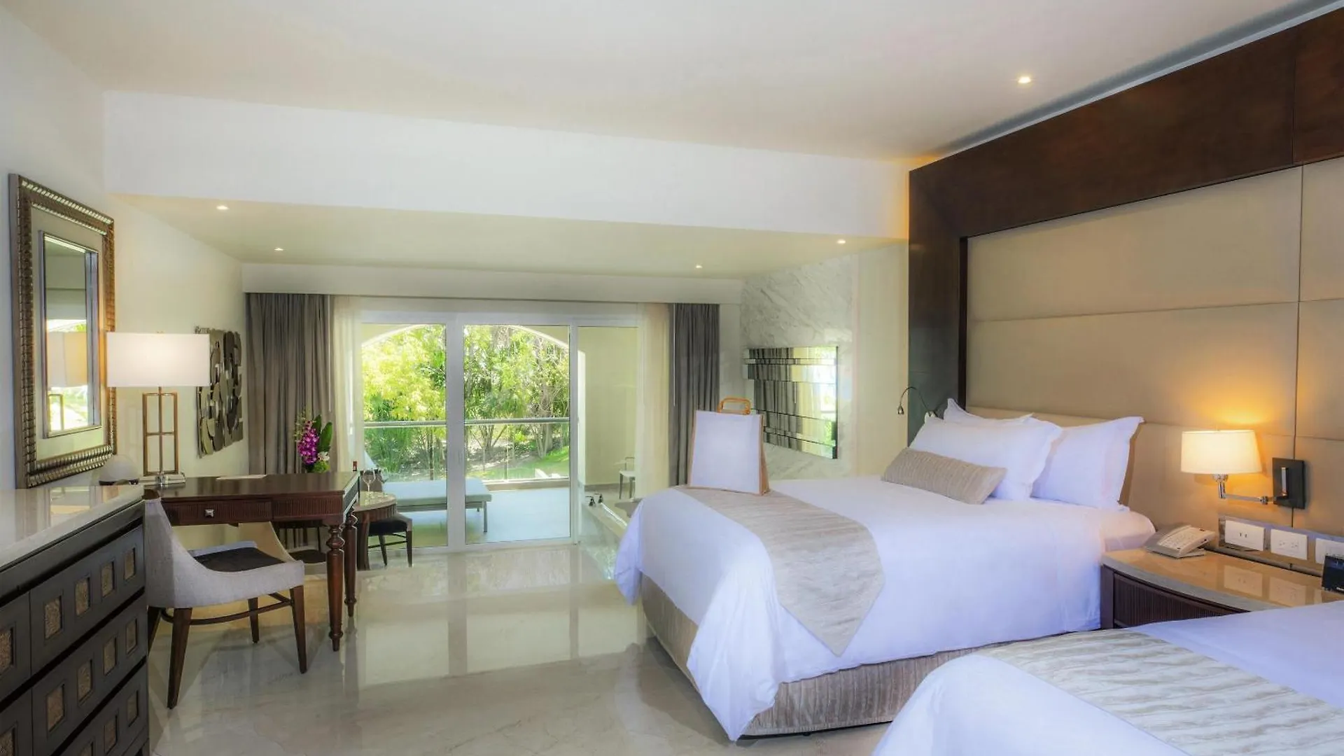 Moon Palace The Grand Cancun All Inclusive Alfredo V. Bonfil Resort